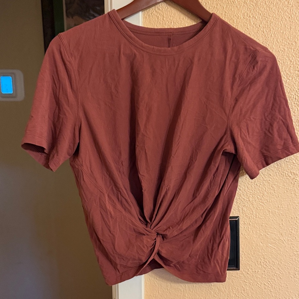lululemon athletica Short Sleeve Top in Rust